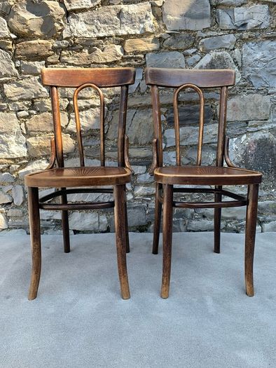 Pair of Thonet Bentwood Dining Chairs.