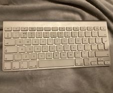 Apple keyboard