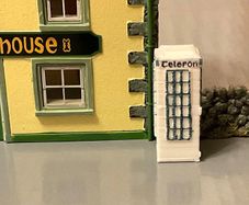 Irish model telephone box (1:72) - railway many available