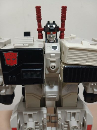Transformer G1 Metroplex