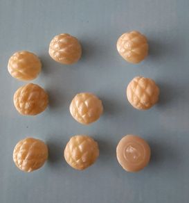 Vintage pearl buttons new