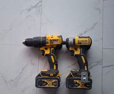 dewalt