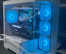 Custom Gaming Pc - I5-13600kf | Rx 6800 16gb | Ddr5 | 240mm Aio