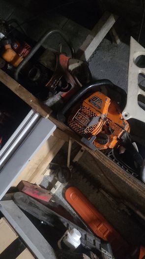 Broken lawnmowers and other tools wanted for parts. Lawnmower servicing also available!