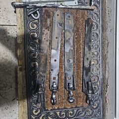 hook and band hinges with recevers