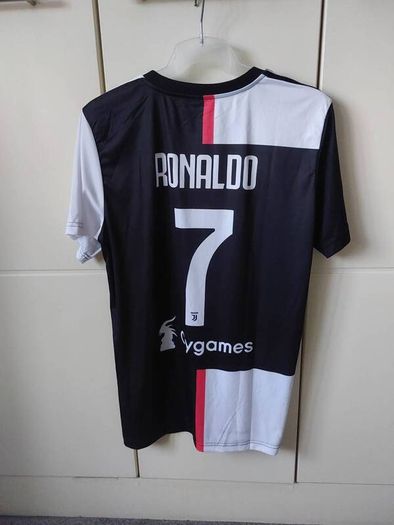 Adidas Replica Juventus Ronaldo mint condition