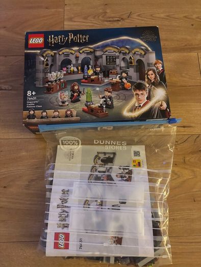Lego Harry Potter Potions Class 76431 - Complete