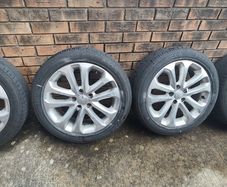 Alloys and tyres Ford Focus