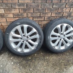 Alloys and tyres Ford Focus