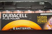 6 Duracell plus power batteries