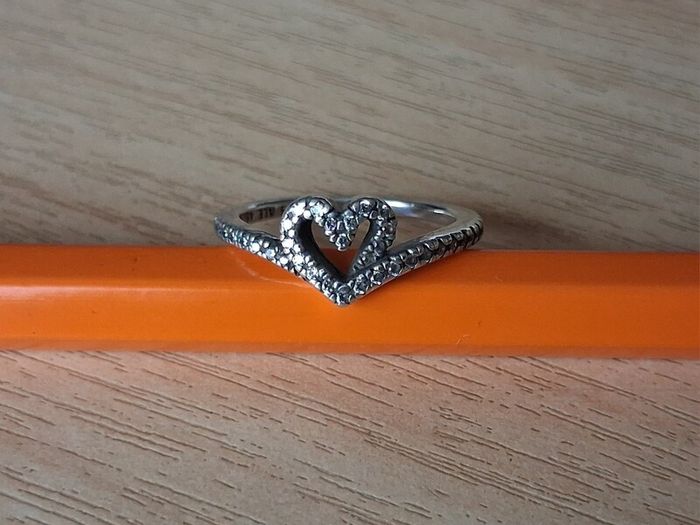 Pandora Sparkling Wishbone Heart silver ring  size 48