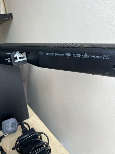PHILIPS Sound bar & Subwoofer