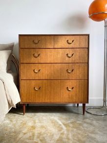 Vintage Teak Mid Century Chest of Drawers Storage