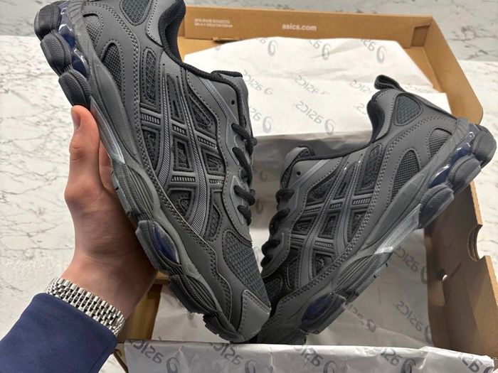 ASICS Gel NYC / Gel Quantum style trainers (black/grey)