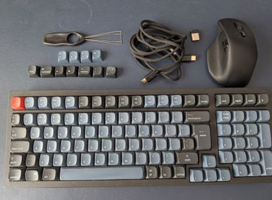 Keychron K4 Pro QMK/VIA Wireless Mechanical Keyboard ISO Layout Collection AND M6 Keycron Mouse