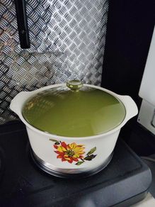 Serving dish