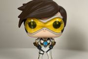 Funko Overwatch POP! Games Tracer (Posh) Vinyl Figure #92