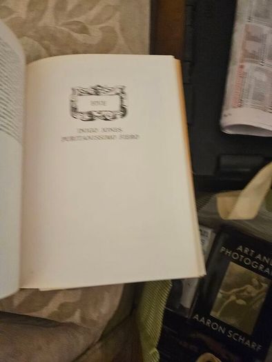 Palladio Abd English Palladianism. With 219 Illustrations.  By Rudolf Wittkower. First Edition Large Volume Hardback With Dustjacket In Good Condition.  See Photos For Same.