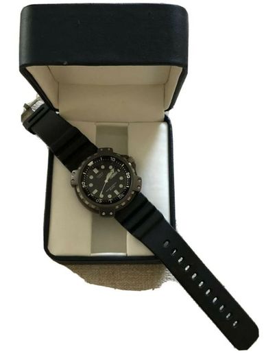 Casio MD-703 Diver Wrist Watch - Vintage - Rare - Highly Collectable-Mint Condition