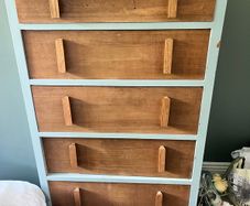Wooden chest of drawers