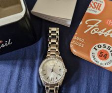 Fossil Womens Watch In Tin Box