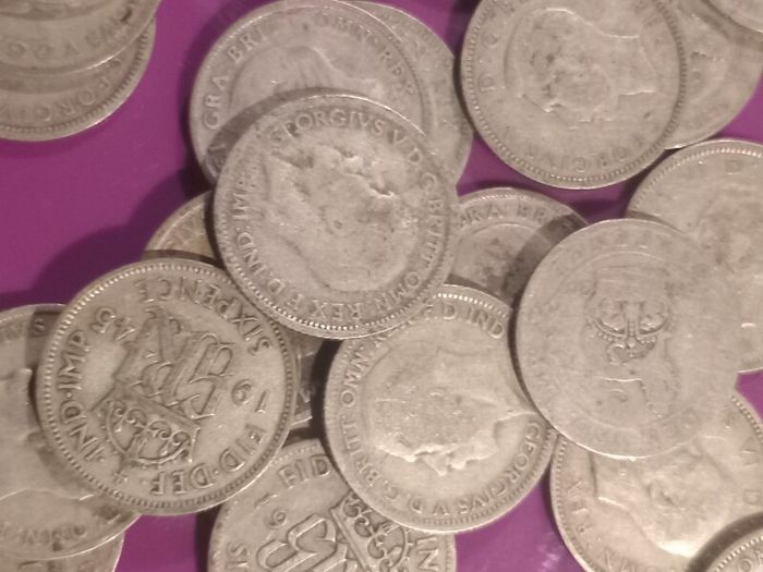 coins .500 6d georV & V1