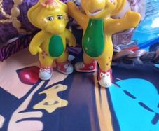 vintage 90s bj dinosaur Barney