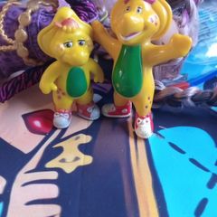 vintage 90s bj dinosaur Barney
