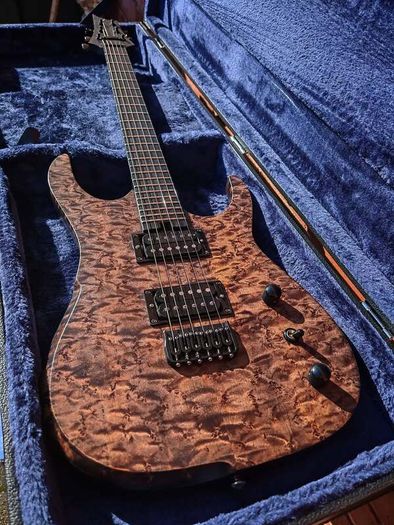 Hufschmid Tantalum Custom Masterbuilt Guitar w / Sidewynder Pickups (Delivery available)