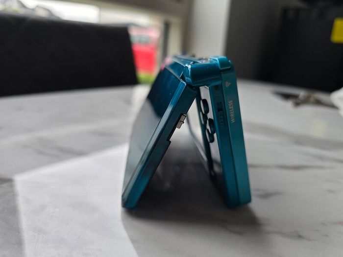 Nintendo 3ds aqua blue