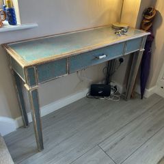 Console table