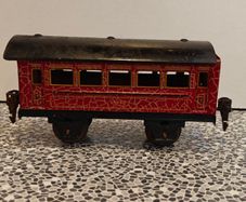 Vintage Marklin pre-war tinplate litho passenger coach 2nd Class, Gauge 1