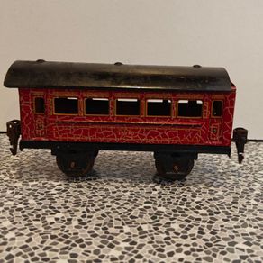 Vintage Marklin pre-war tinplate litho passenger coach 2nd Class, Gauge 1