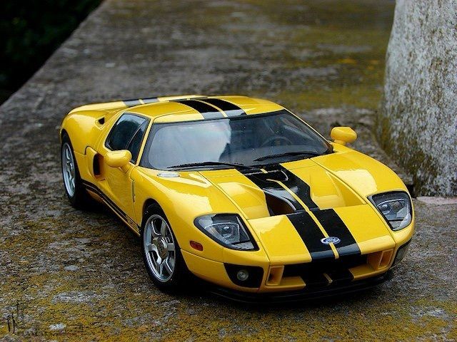 1:18 model cars