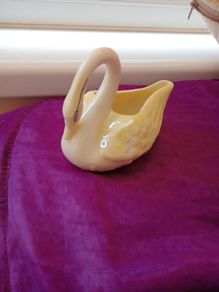 Vintage Belleek Swan Creamer   ( 7th Mark )
