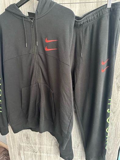 Men's Nike Swoosh Tracksuit - XL