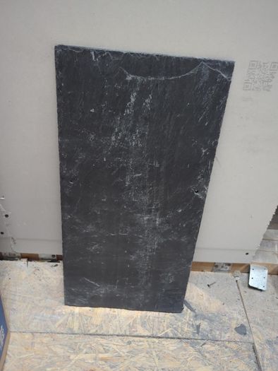 30 roof slates