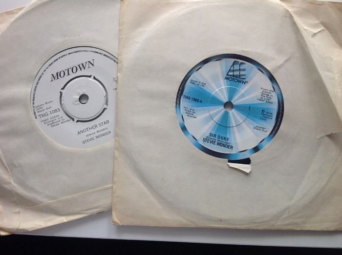 Vinyl records,7in singles, Stevie Wonder, 2 singles