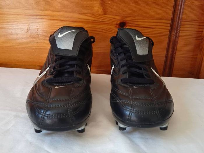 2010 nike premier II fg boots Size 6 eu 40 black leather in excellent condition