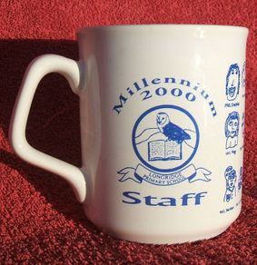LONGRIDGE PRIMARY SCHOOL (Barnacre Primary School Longridge, Lancashire) - 2000 Millennium staff souvenir mug