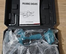 Pruning Shears