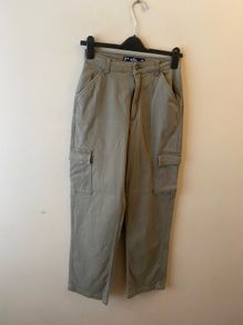 Hollister trousers (W26R)