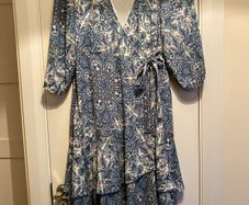 Floral Wrap Dress size 16