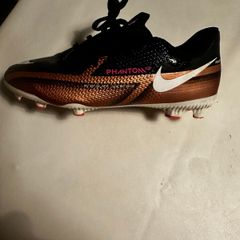 Nike PHANTOM Football boots size 3 uk