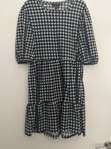 womans dress
