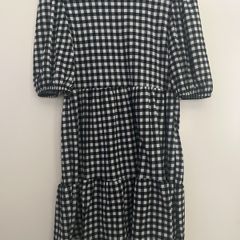 womans dress