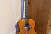 Mad About 3/4 Classical Spanish Guitar With Fender Gig Bag