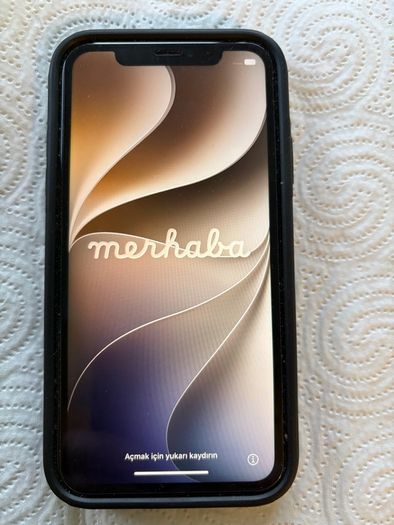 Apple iPhone 11