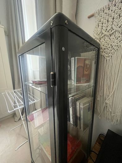 glass display case cabinet