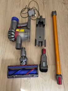 vacuum Dyson V8 Absolute Cordless Vacuum Cleaner with Attachments
